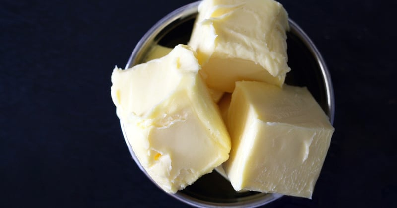 Buttergelb: Die Farbe, die deine Küche zum Strahlen bringt