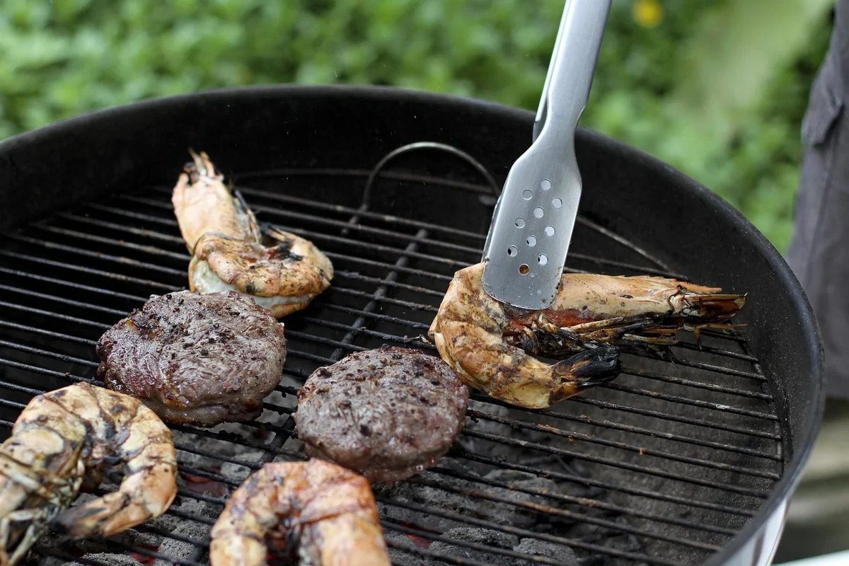 Was bedeutet „Surf and Turf" eigentlich genau?